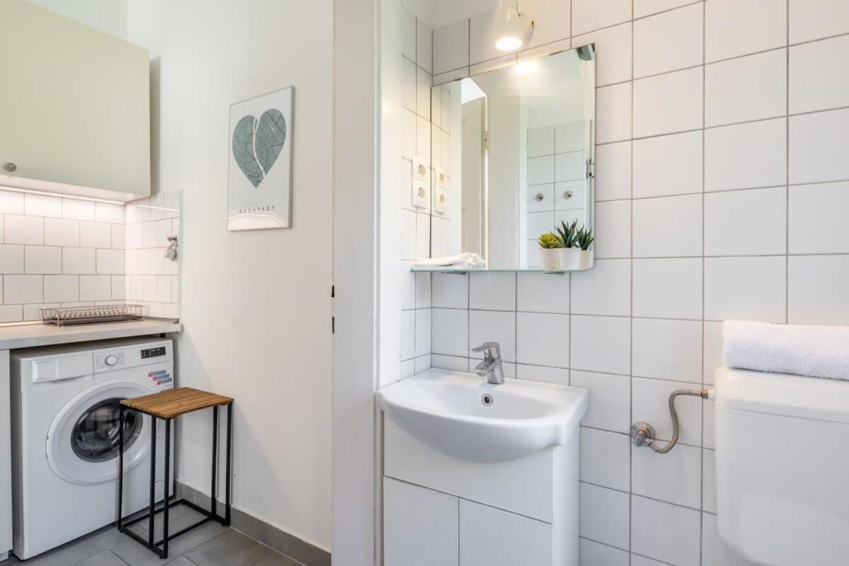Lovely & Cozy Home With A C Budapest Esterno foto