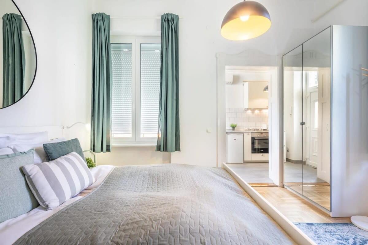 Lovely & Cozy Home With A C Budapest Esterno foto