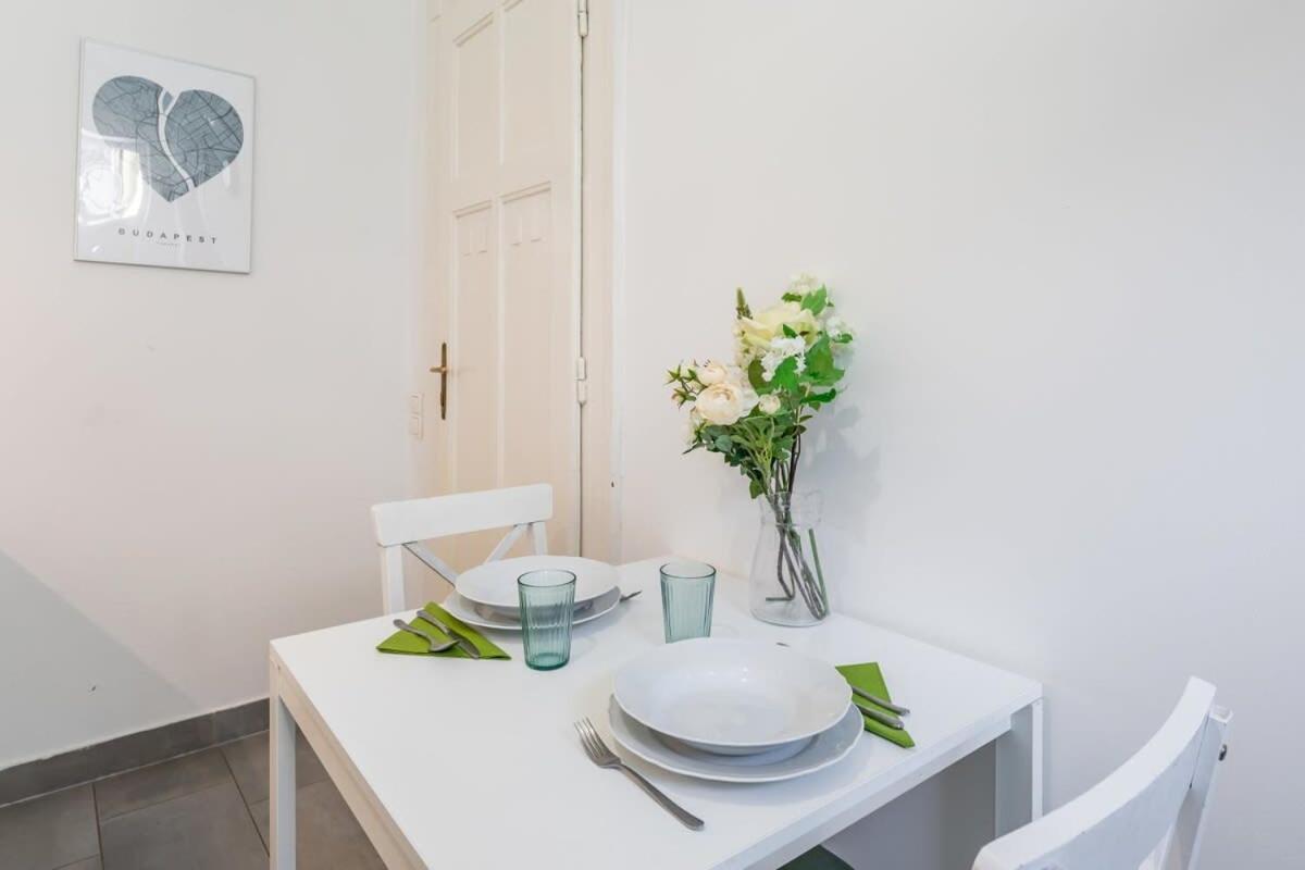 Lovely & Cozy Home With A C Budapest Esterno foto